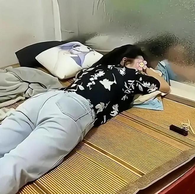 假独立真依赖_困境儿童_新型啃老