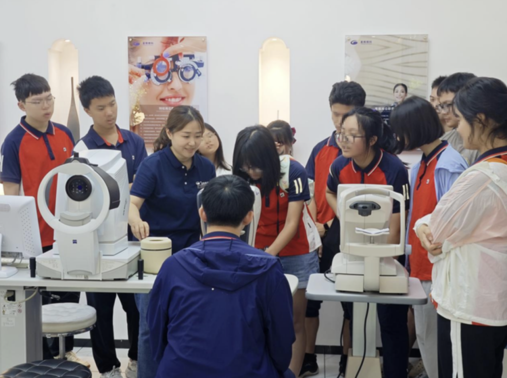 CSR周刊：欧莱雅中国聚焦银发群体发布“新龄美”理念，赛得利举办公益夏令营守护乡村儿童成长_CSR周刊：欧莱雅中国聚焦银发群体发布“新龄美”理念，赛得利举办公益夏令营守护乡村儿童成长_