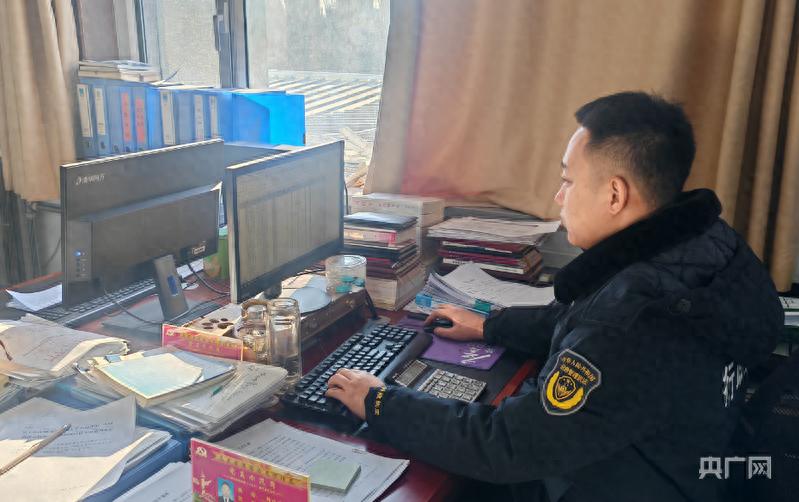 支援救灾_救灾援助_援助救灾捐赠物资锦旗