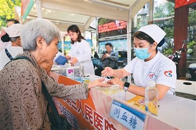 健康中国建设_中国人均预期寿命提升_健康中国