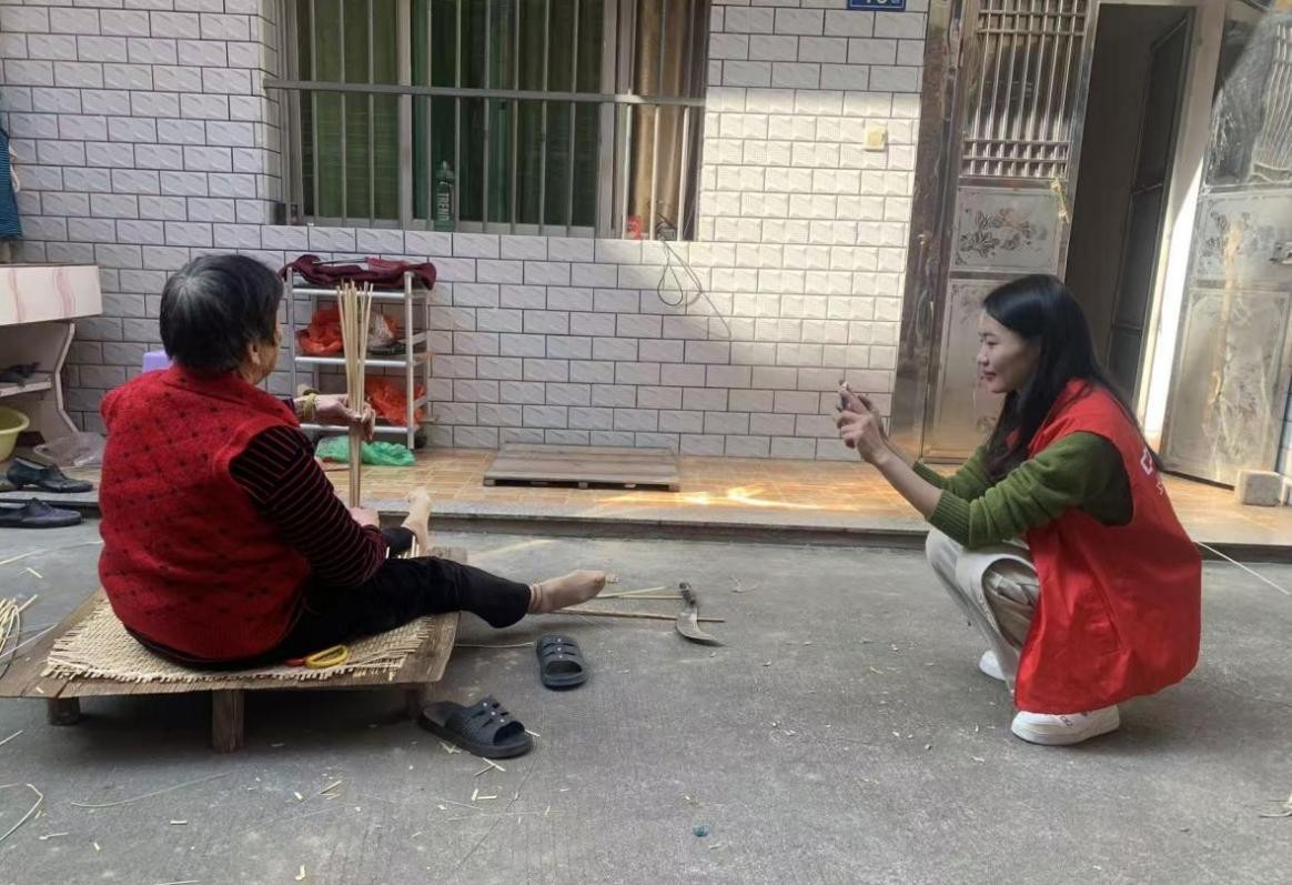 指尖公益是什么短语类型_指尖公益是正规平台吗_指尖公益