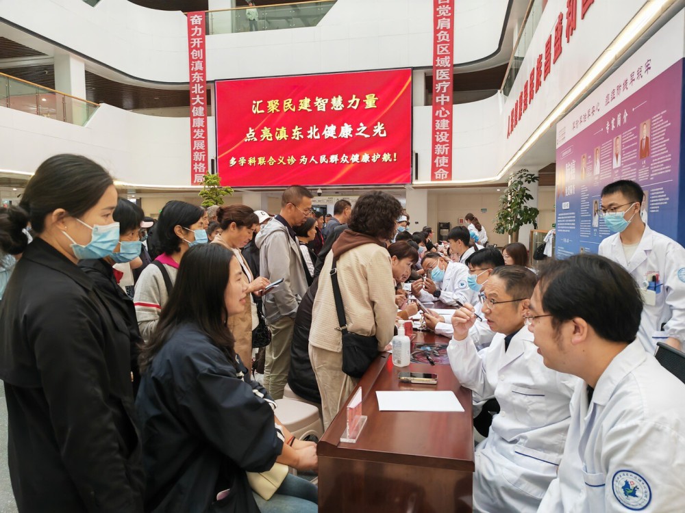 爱心书包_爱心包裹书包_爱心书包简笔画