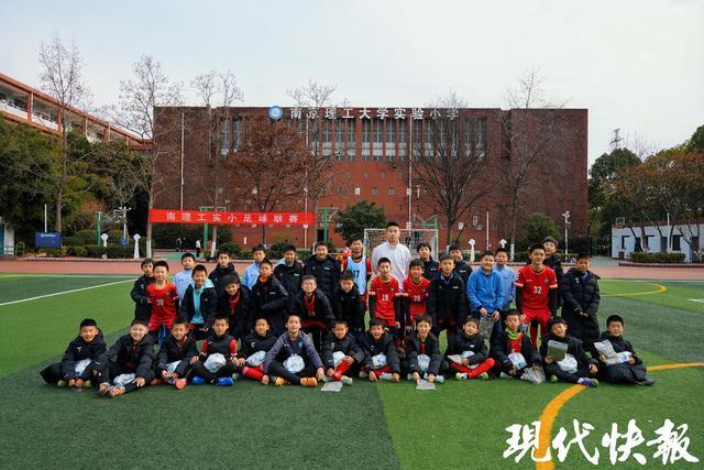 自强不息_自强不息_自强不息