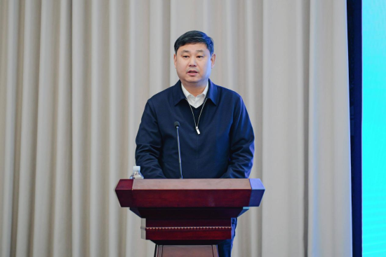 本溪高新区管委会主任李涛致辞