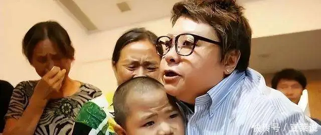 爱心义演_爱心义演的活动策划_爱心义士
