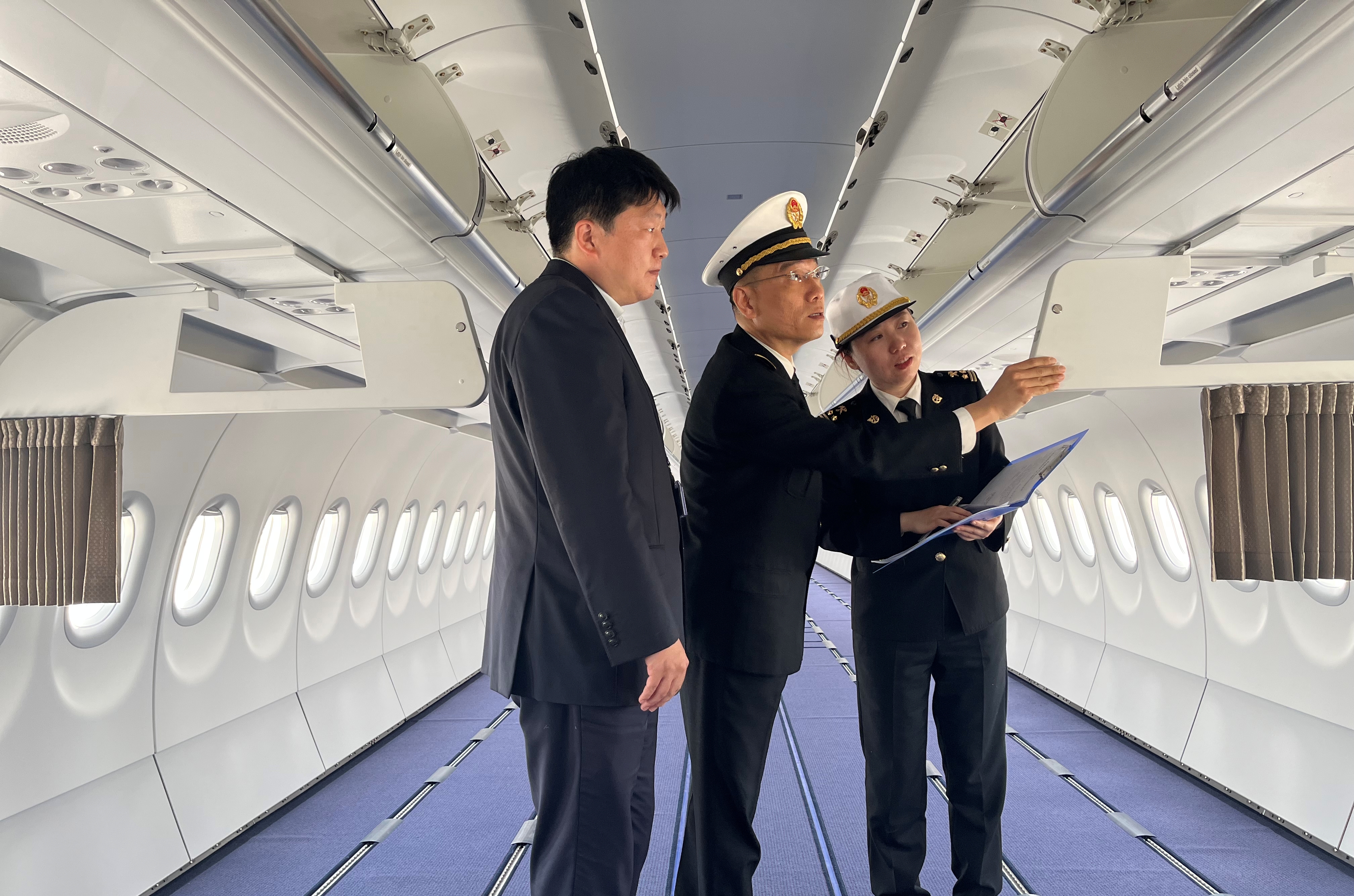 为航空产业“续航” 青岛海关量身定制方案 融资租赁为空港添“新翼”_为航空产业“续航” 青岛海关量身定制方案 融资租赁为空港添“新翼”_