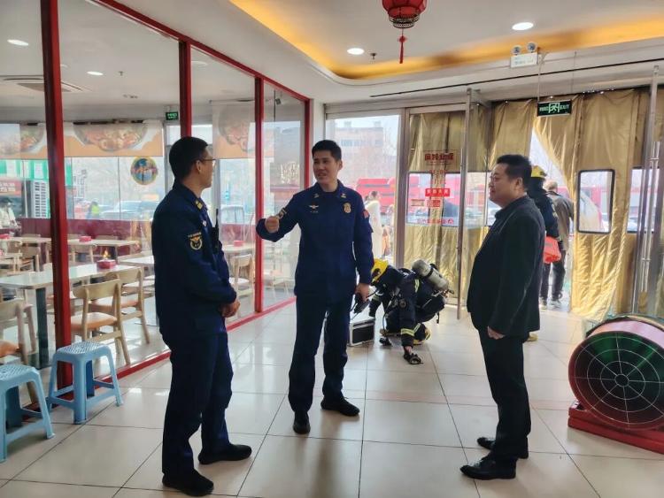 消防实战演练_人员密集场所安全_应急救援
