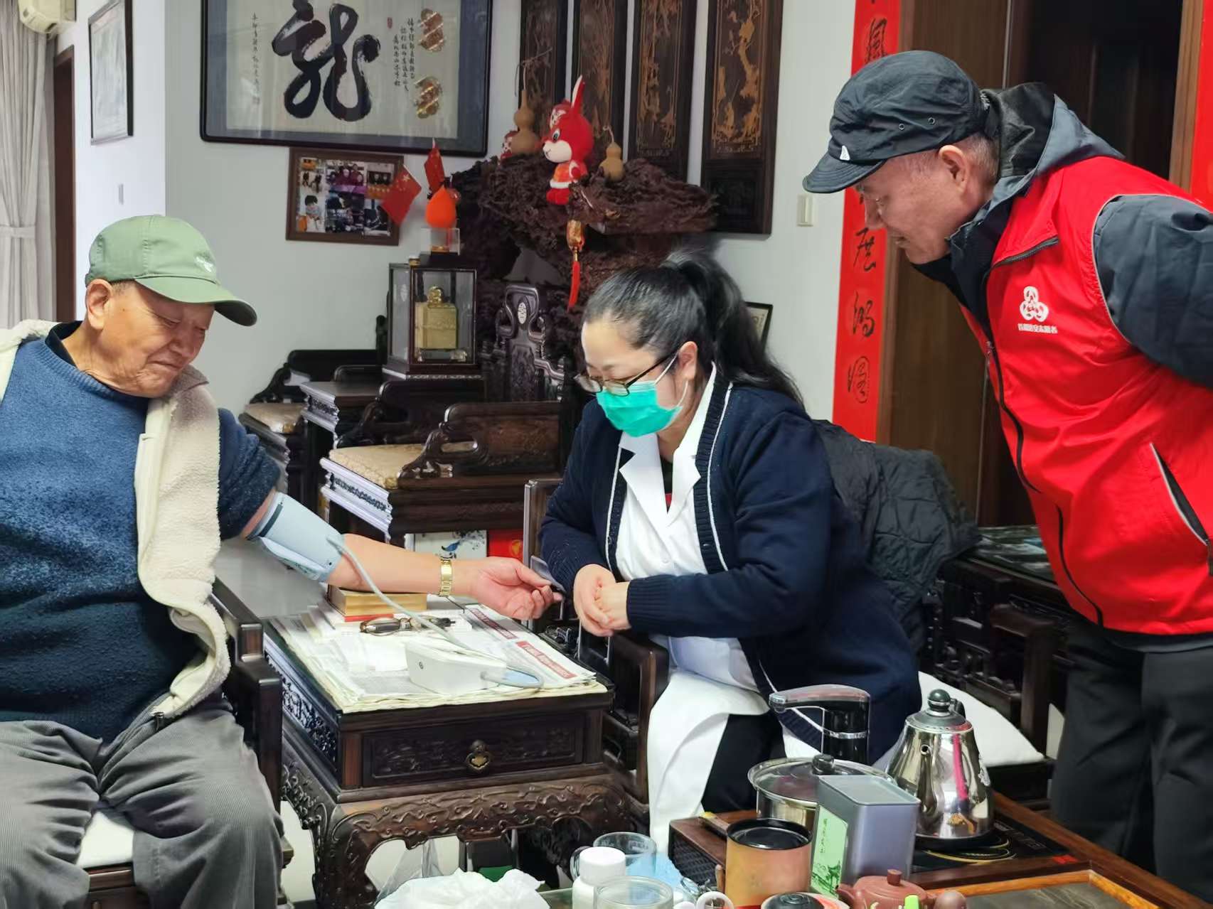 助老服务_高龄独居老人关爱_社区助老志愿服务