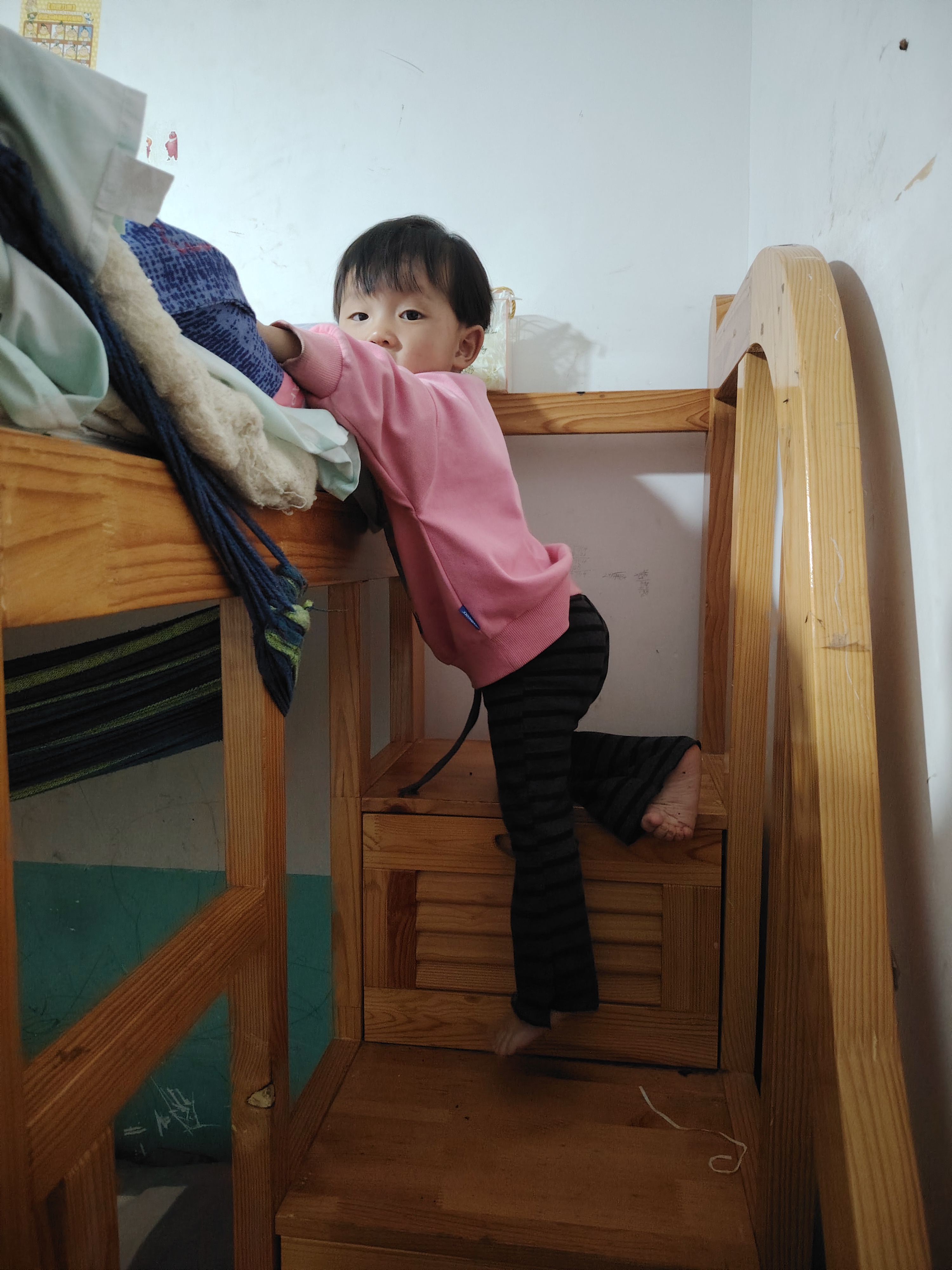 破解隔代教育难题策略_留守儿童隔代教育困境_留守儿童