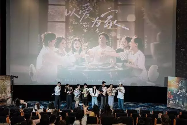 正能量故事_治愈系家庭短剧_正能量家庭短剧