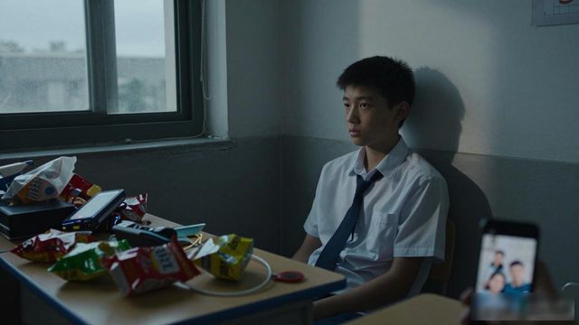 独自求学少年成长反思_留守儿童高中自律与堕落_留守儿童