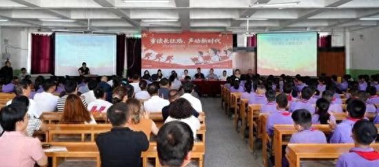 爱心小书包_心形书包_爱心书包