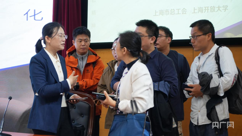 职工数字技能提升_AI公益应用场景_人工智能前沿技术
